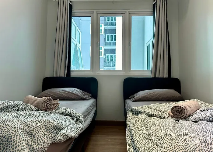 Entire Golfview 3 Bedroom Condo In Petaling Jaya Near Paradigm Mall