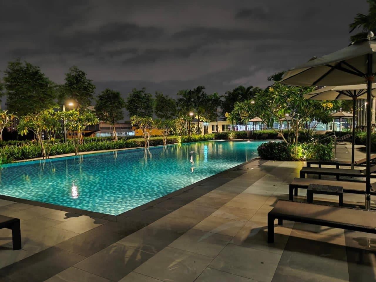Apartment Entire Golfview 3 Bedroom In Petaling Jaya Near Paradigm Mall