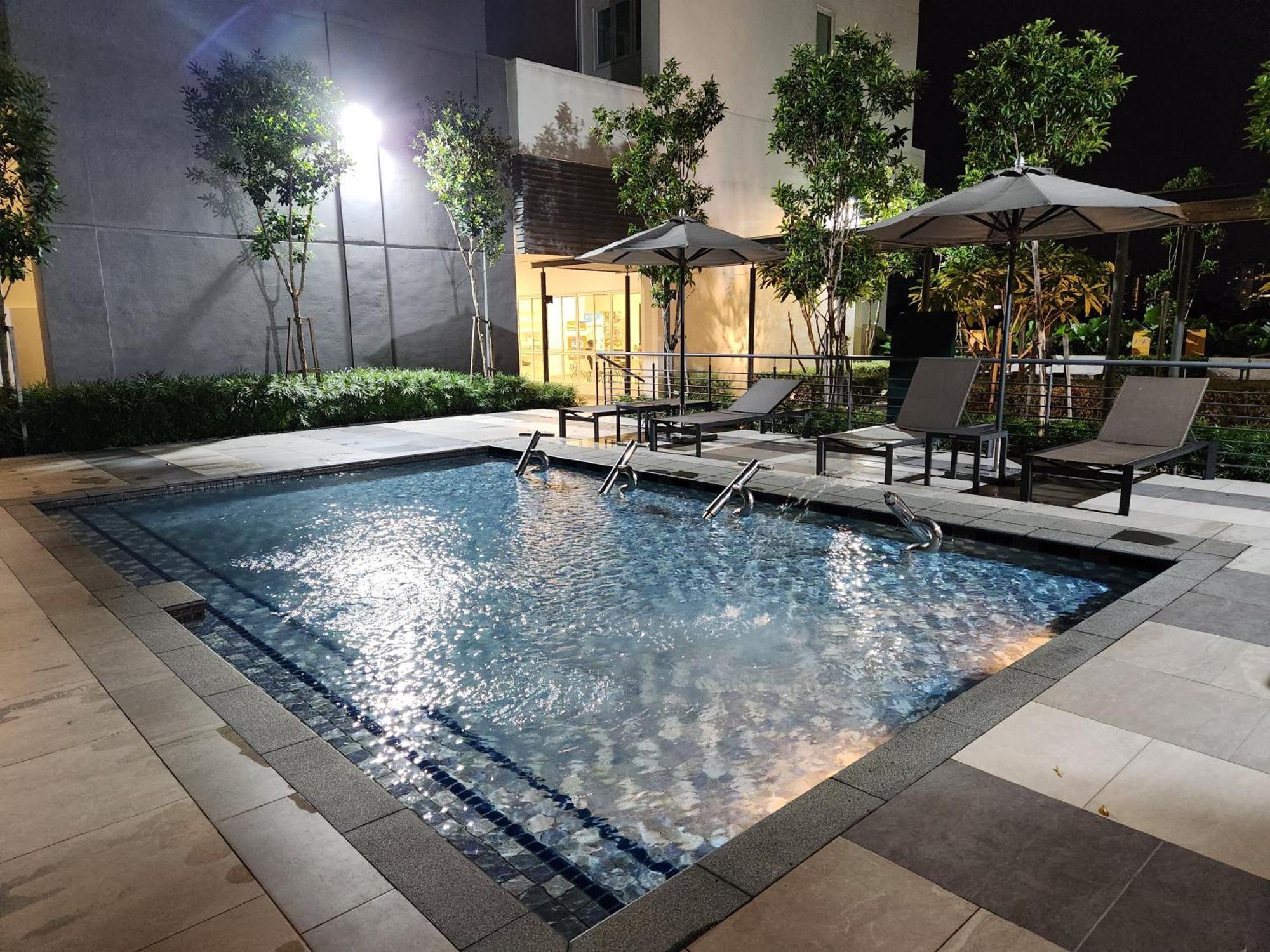 Entire Golfview 3 Bedroom In Petaling Jaya Near Paradigm Mall Apartment *