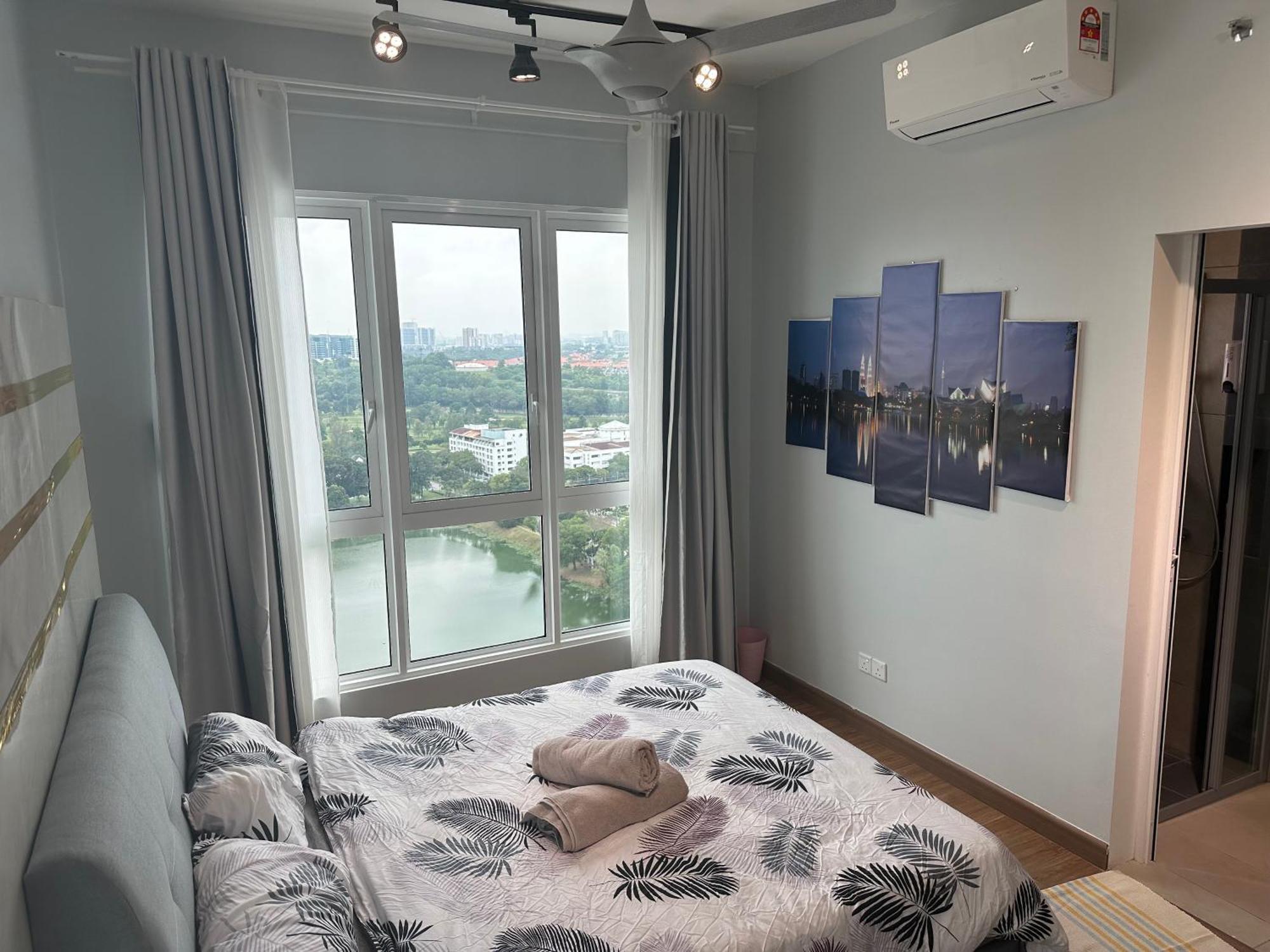 Entire Golfview 3 Bedroom In Petaling Jaya Near Paradigm Mall