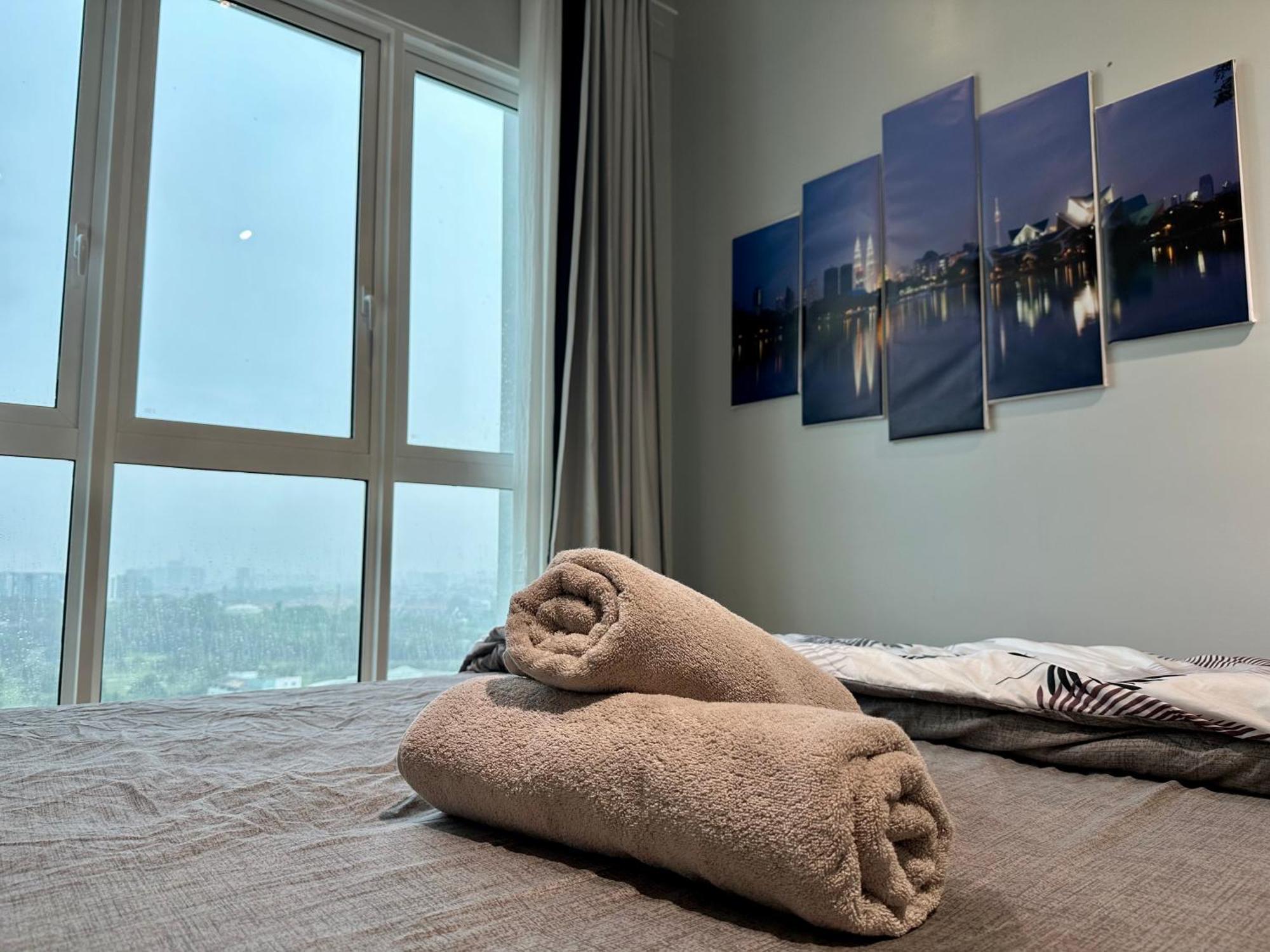 Entire Golfview 3 Bedroom In Petaling Jaya Near Paradigm Mall Kampong Baharu Sungai Way